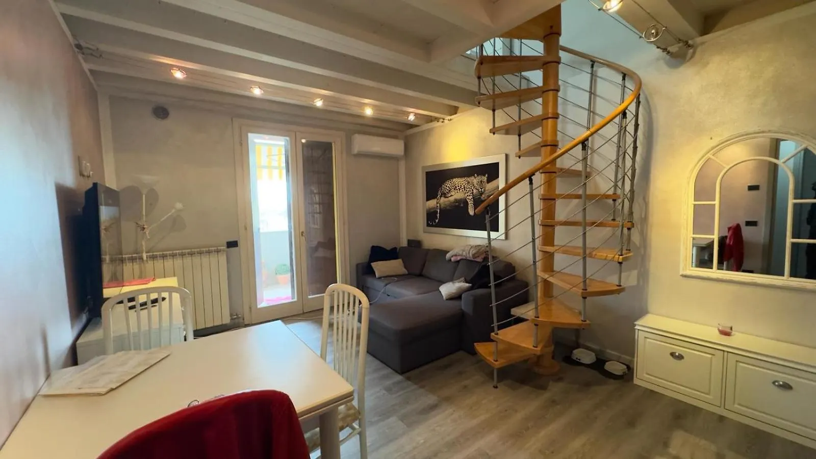 The Little Cloud - Apartment With Terrace And Pool Desenzano del Garda 0*,  Italy
