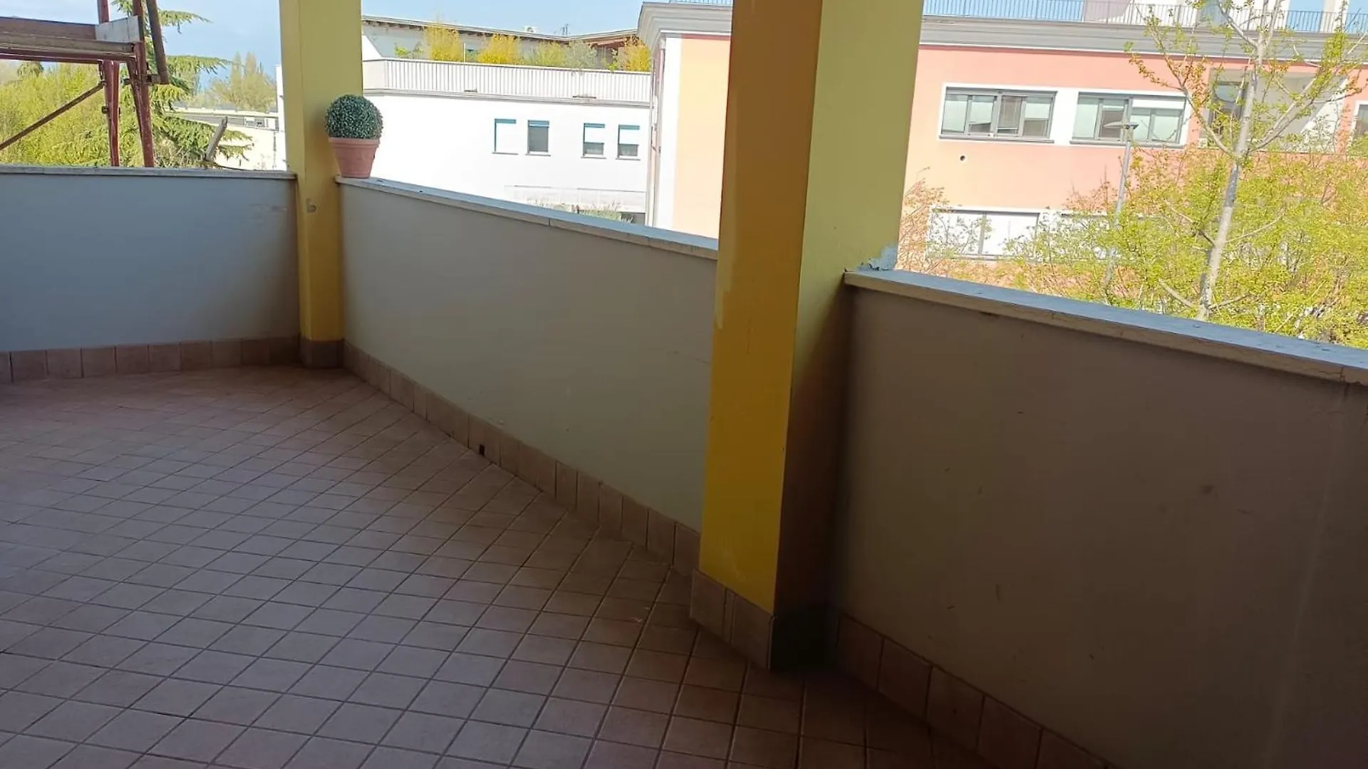 The Little Cloud - Apartment With Terrace And Pool Desenzano del Garda