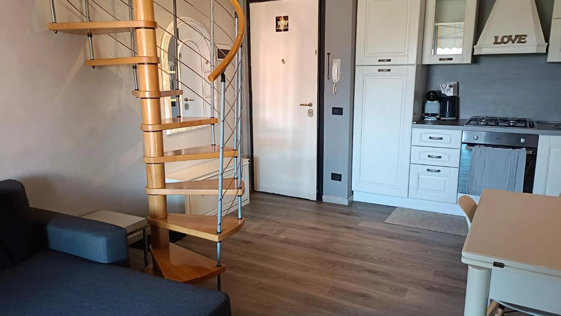 The Little Cloud - Apartment With Terrace And Pool Desenzano del Garda