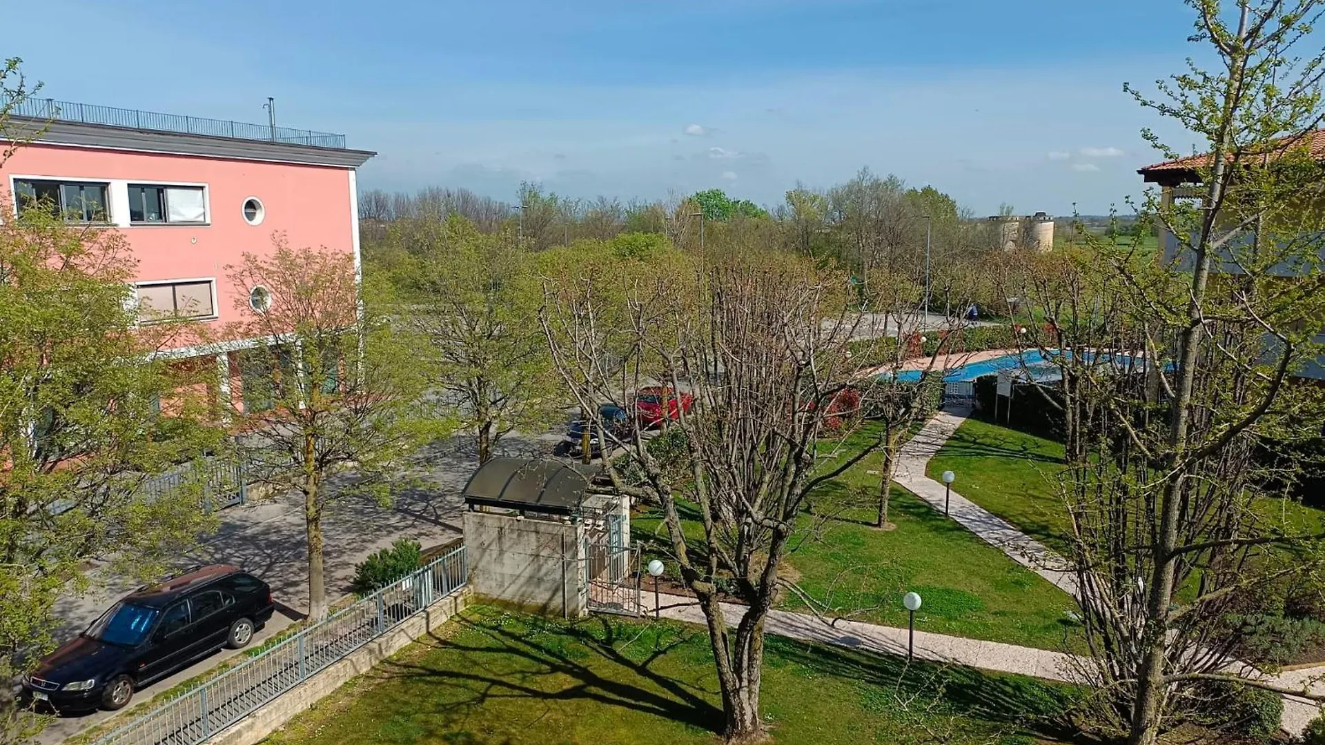 The Little Cloud - Apartment With Terrace And Pool Desenzano del Garda Italy