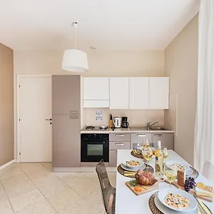 Residenza Miralago By Wonderful Italy מלון דירות