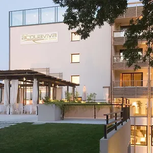 Acquaviva Del Garda מלון